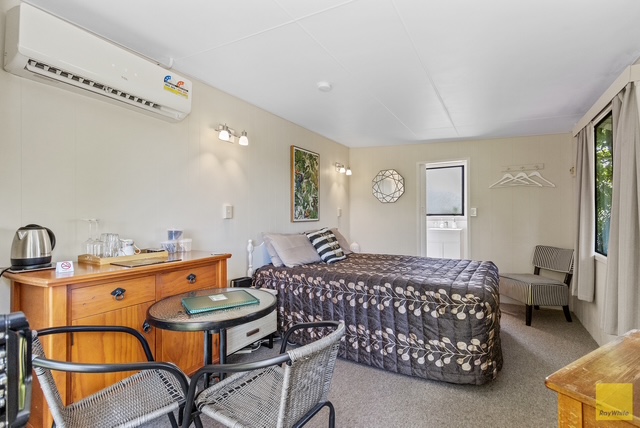 Waitomo Caves Guest Lodge